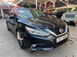 نيسان ألتيما